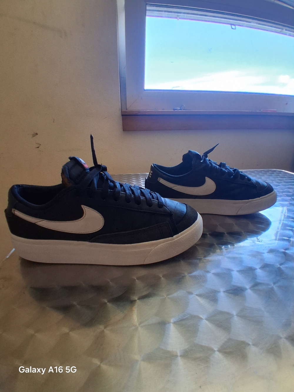 Womens Nike Blazer Low Platform Sneakers Sz 8.5